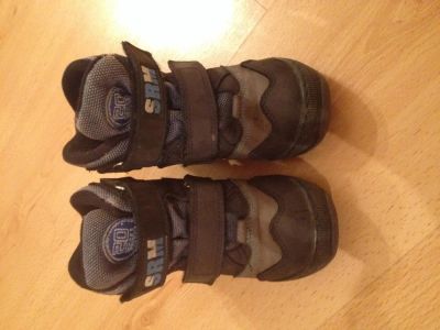 Лот: 4480304. Фото: 1. Продам ботинки минимены 24 размер. Ботинки