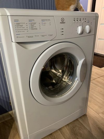 Лот: 15150232. Фото: 1. Indesit Стиральная машина. Стиральные машины