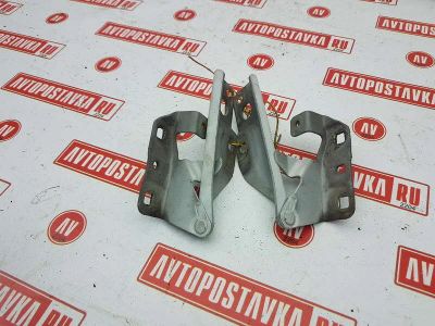 Лот: 20901471. Фото: 1. Петля капота Nissan Bluebird Sylphy... Двигатель и элементы двигателя