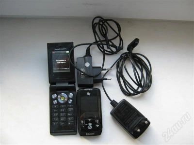 Лот: 530508. Фото: 1. Sony Ericsson W380I+FLY SL500I. Кнопочные мобильные телефоны