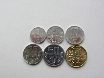 Лот: 8410329. Фото: 1. Молдавия ( Молдова ) набор из... Наборы монет