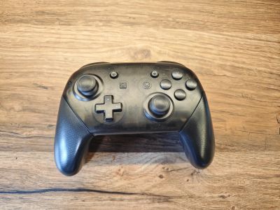 Лот: 22162291. Фото: 1. Nintendo switch Pro controller. Аксессуары, геймпады