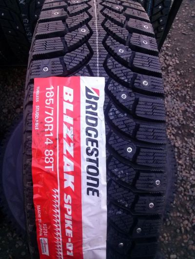 Лот: 4470798. Фото: 1. 185 70r14 Bridgestone Blizzak... Шины