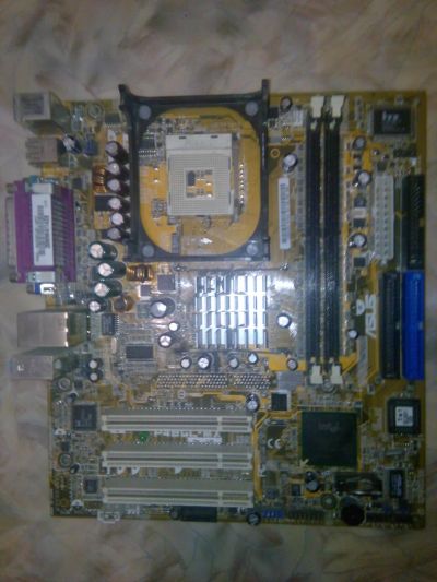Лот: 6521714. Фото: 1. Материнская плата s478 ASUS P4BGL-MX... Материнские платы