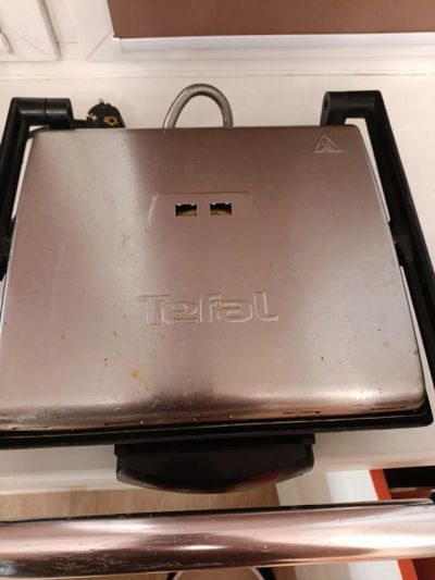 Лот: 23991455. Фото: 1. Гриль Tefal GO241D очень БУ. Кухонная