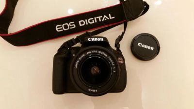 Лот: 8095164. Фото: 1. Продам Фотоаппарат CANON EOS 600D... Цифровые зеркальные