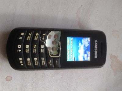 Лот: 16927130. Фото: 1. телефон звонилка Samsung 1080. Кнопочные мобильные телефоны