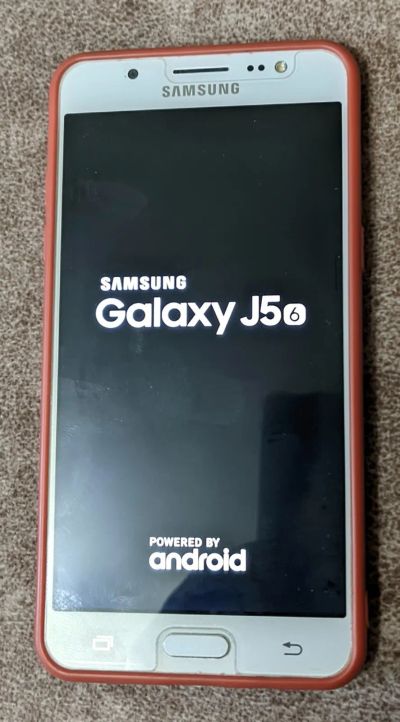 Лот: 25707699. Фото: 1. Смартфон Samsung Galaxy J5. Смартфоны