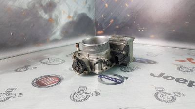 Лот: 23585107. Фото: 1. Заслонка дроссельная Mitsubishi... Двигатель и элементы двигателя