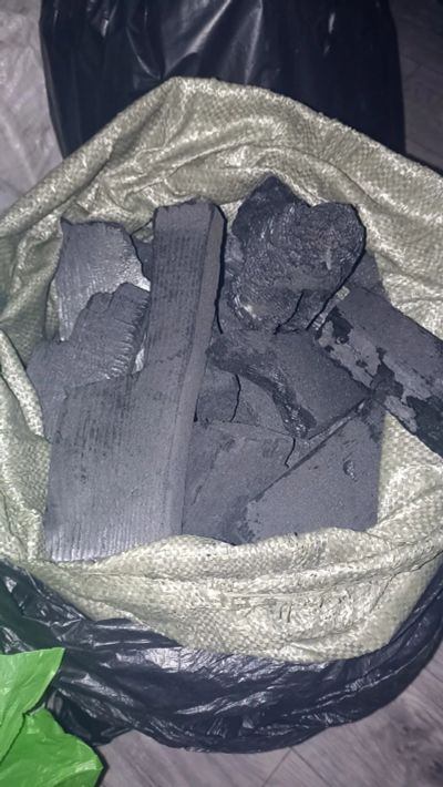 Лот: 25120997. Фото: 1. Уголь древесный 5-6КГ. Мангалы, грили, коптильни