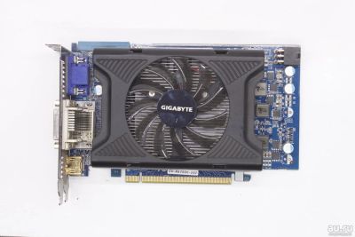 Лот: 8829746. Фото: 1. Видеокарта gigabyte HD 6750 Ultra... Видеокарты