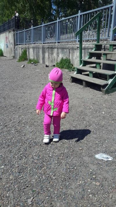 Лот: 5954715. Фото: 1. Куртка легкая как ветровка и шапка... Верхняя одежда