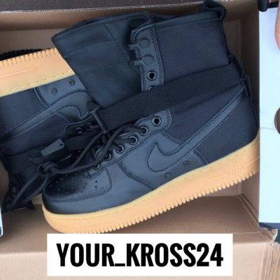 Лот: 10625999. Фото: 1. Nike Air Force 1. Кеды, кроссовки, слипоны