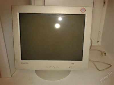 Лот: 1355045. Фото: 1. 17" Samsung Samtron 76DF. ЭЛТ-мониторы