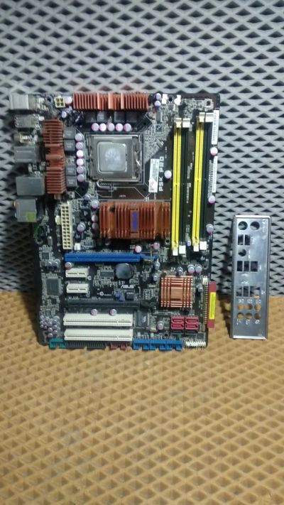 Лот: 21506629. Фото: 1. Материнская плата Asus P5K PRO. Материнские платы