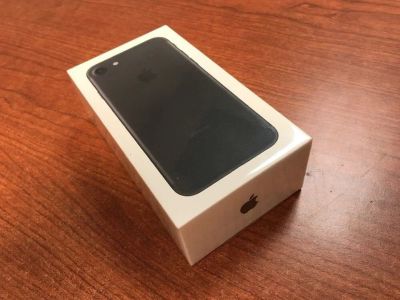 Лот: 11468640. Фото: 1. Iphone 7 32GB Matte Black новый. Смартфоны