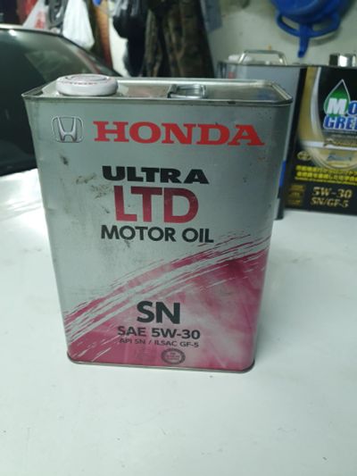 Лот: 19139460. Фото: 1. Honda LTD 5w30. Масла, жидкости