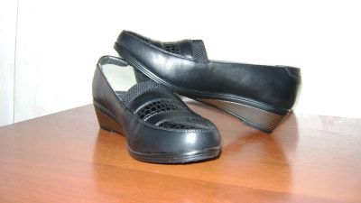 Лот: 7928502. Фото: 1. Туфли женские новые 39 р. Туфли