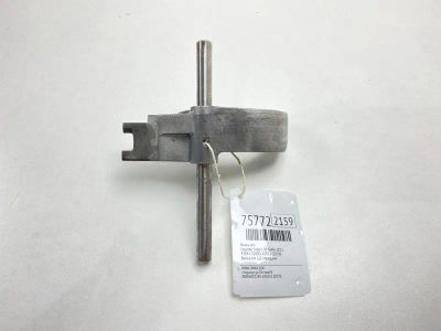 Лот: 21110940. Фото: 1. Вилка КПП Hyundai Solaris 2011... Кузов