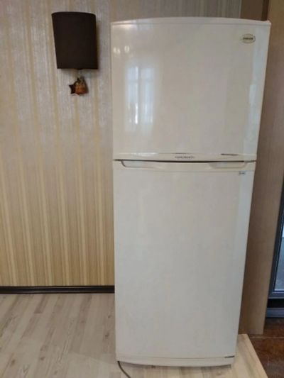 Лот: 16943578. Фото: 1. Холодильник Samsung SR43NXB. Холодильники, морозильные камеры