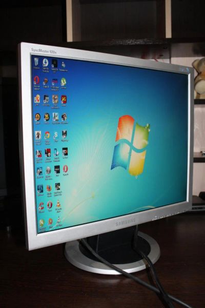 Лот: 4994327. Фото: 1. Монитор Samsung SyncMaster 920N... ЖК-мониторы