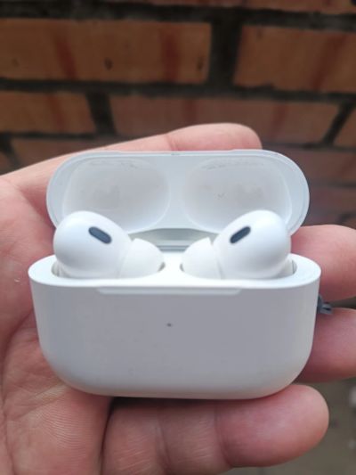 Лот: 20023827. Фото: 1. Беспроводные Apple AirPods наушники. Наушники, гарнитуры