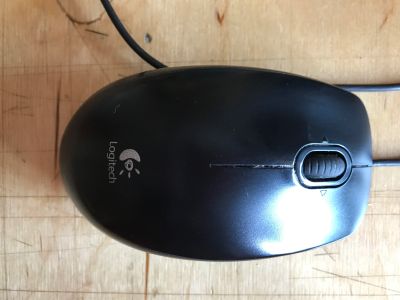 Лот: 11611694. Фото: 1. Мышка для компьютера Logitech. Клавиатуры и мыши