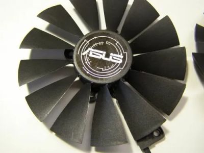 Лот: 19486657. Фото: 1. Вентилятор для видеокарты Asus... Системы охлаждения