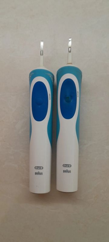 Лот: 24421754. Фото: 1. 2 зубных щетки Braun Oral-b. Электрические зубные щетки и ирригаторы