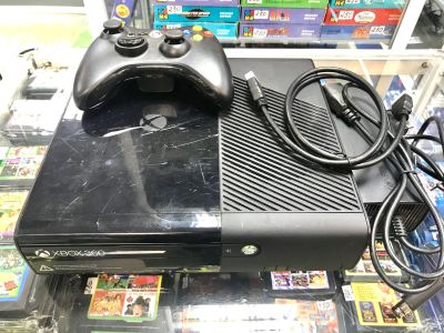 Лот: 15150827. Фото: 1. Xbox 360 E 250 Gb Игровая Приставка... Игровые приставки, консоли