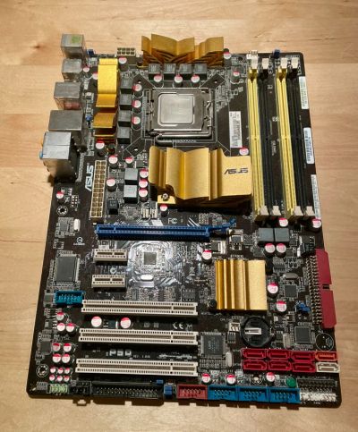 Лот: 20667037. Фото: 1. Материнская плата Asus P5Q (Green... Материнские платы