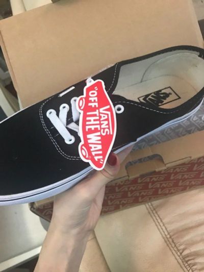 Лот: 10270637. Фото: 1. Кеды Vans 42. Кеды, кроссовки, слипоны