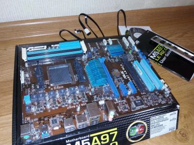 Лот: 7525338. Фото: 1. ASUS M5A97 LE R2.0. Материнские платы
