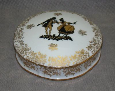 Лот: 15666885. Фото: 1. Limoges шкатулка фарфоровая винтажная... Предметы интерьера и быта