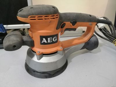 Лот: 15824304. Фото: 1. Эксцентриковая шлифмашинка AEG... Электроинструмент