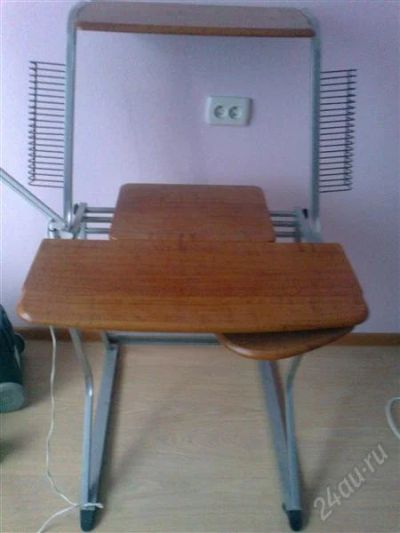 Лот: 2098637. Фото: 1. Компьютерный стол. Столы, стулья, обеденные группы