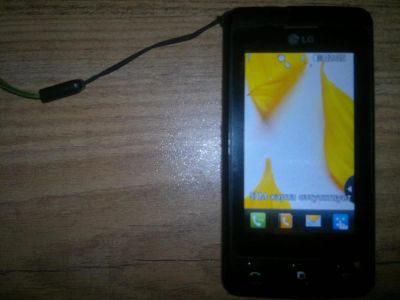 Лот: 2999603. Фото: 1. LG KP500. Кнопочные мобильные телефоны