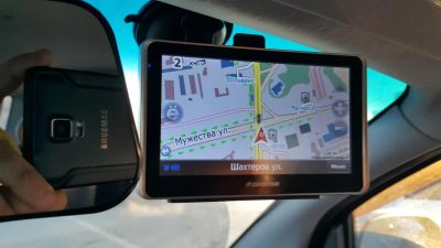 Лот: 7260184. Фото: 1. GPS навигатор Digma DM501C возможен... GPS-навигаторы