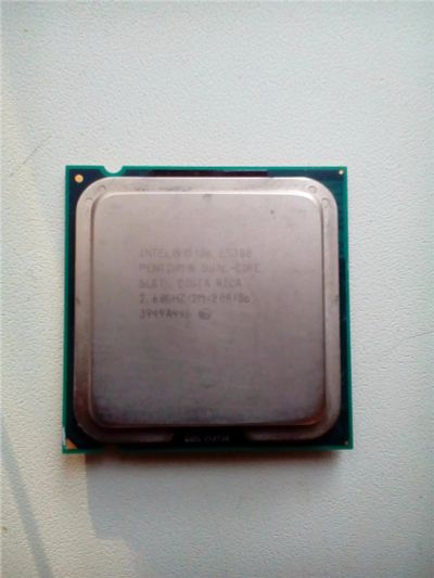 Лот: 8321537. Фото: 1. Процессор intel е5300 LGA775... Процессоры