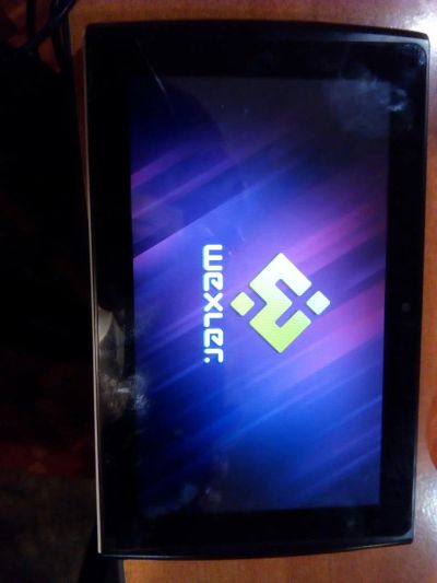 Лот: 8630423. Фото: 1. планшет Wexler .TAB 7i 8Gb 3G... Планшеты