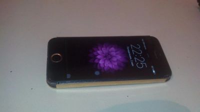 Лот: 7453979. Фото: 1. iphone 5 black 32gb. Смартфоны
