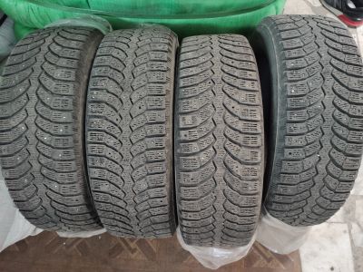 Лот: 14844838. Фото: 1. Bridgestone Blizzak Spike-01 195... Шины