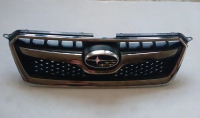 Лот: 22847119. Фото: 1. Решётка радиатора передняя Subaru... Кузов