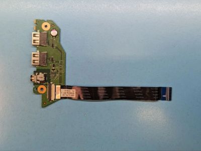 Лот: 20738725. Фото: 1. Б/У плата с разъемами USB, Audio... Платы расширения, контроллеры, доп. порты