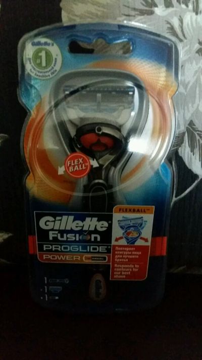 Лот: 9760388. Фото: 1. Gillette fusion Flex Ball Power... Уход за лицом 