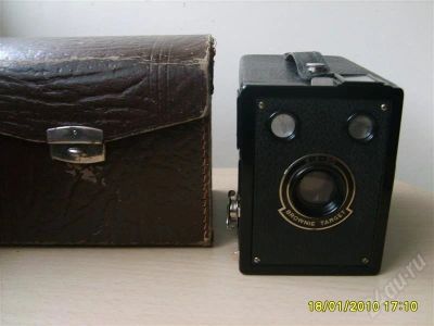 Лот: 299092. Фото: 1. Фотоаппарат немецкий box-kamera... Плёночные компактные