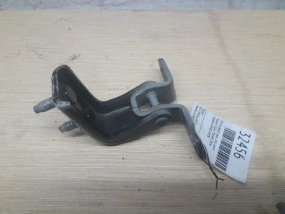 Лот: 21411227. Фото: 1. Петля двери нижняя Suzuki Vitara... Кузов