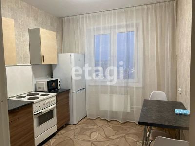 Лот: 24921762. Фото: 1. Сдам 1-комн. кв. 42 кв.м. Красноярск... Квартиры, студии