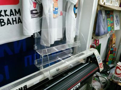 Лот: 6716414. Фото: 1. Подставка пластиковая (мини-витрина... Торговое