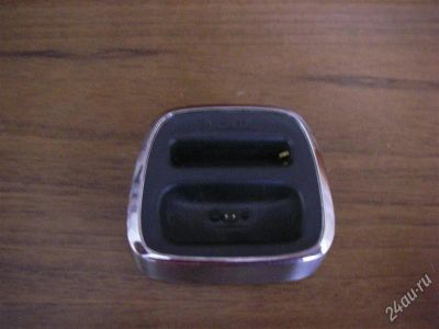 Лот: 1380468. Фото: 1. подставка под nokia 8800 c зарядкой... Зарядные устройства, блоки питания, адаптеры сетевые для смартфонов